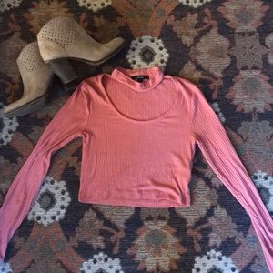 Long sleeve crop top